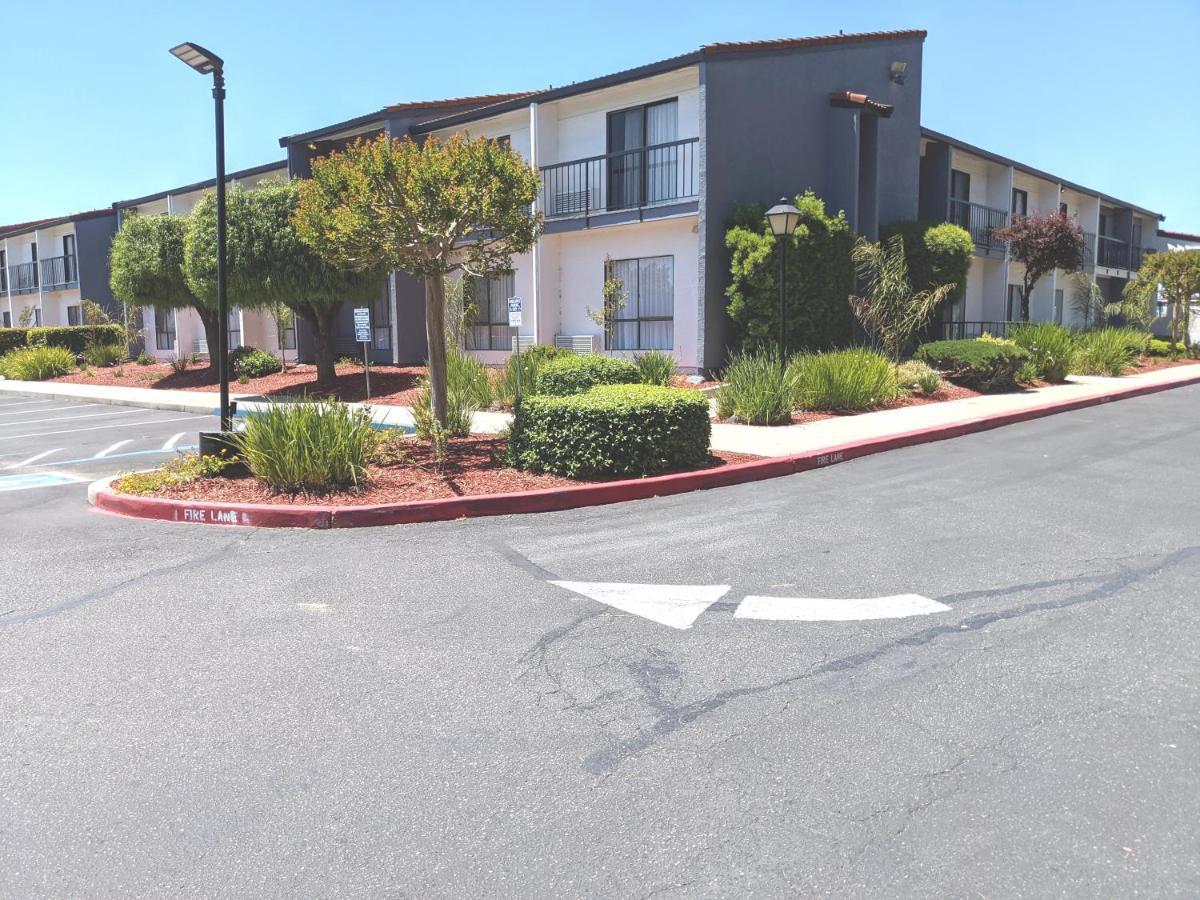 Quality Inn & Suites South San Jose - מורגן היל מראה חיצוני תמונה